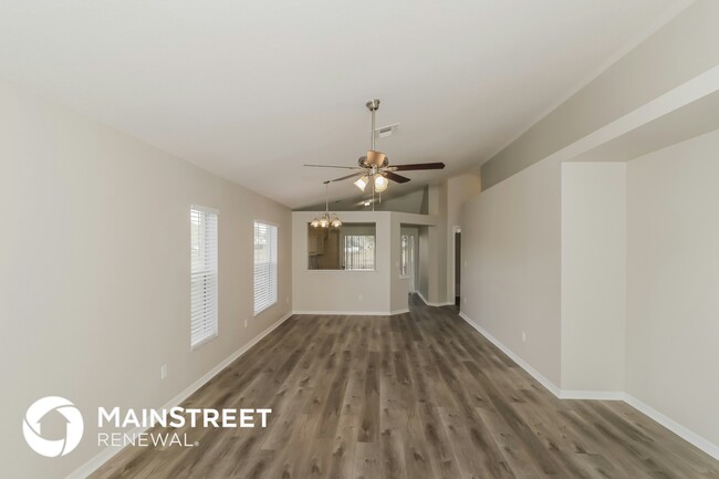 Building Photo - 24245 Summer Wind Ct