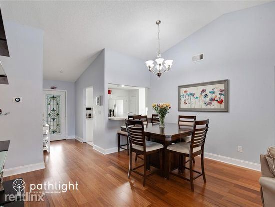 Building Photo - 4 br, 2 bath House - 8715 Hampden Dr UNIT