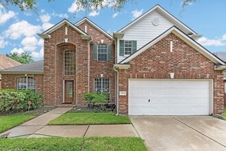 Building Photo - 14111 White Oak Gardens Dr