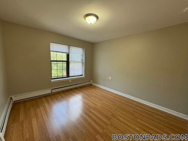 Foto del edificio - 757 Highland Ave
