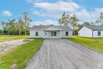 Building Photo - 122 County Rd 3704