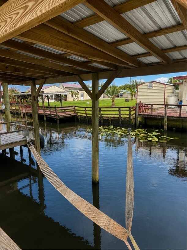 Foto del edificio - 120 Boca Raton Rd