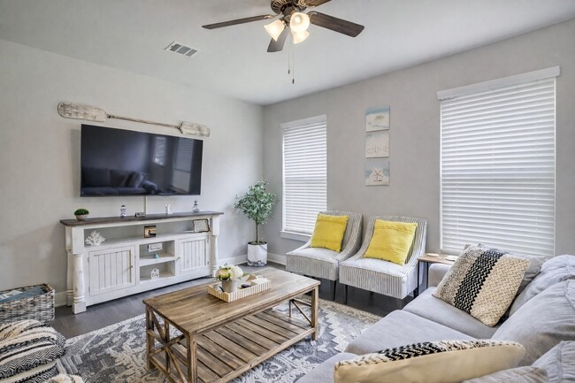 Foto del edificio - 11334 Burning Tree Dr