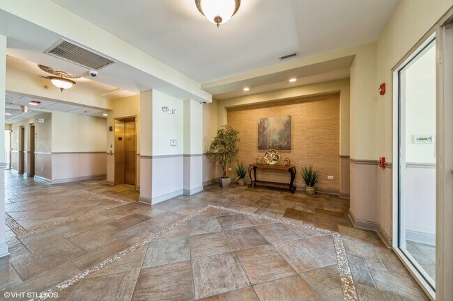 Foto del edificio - 9864 Leland Ave