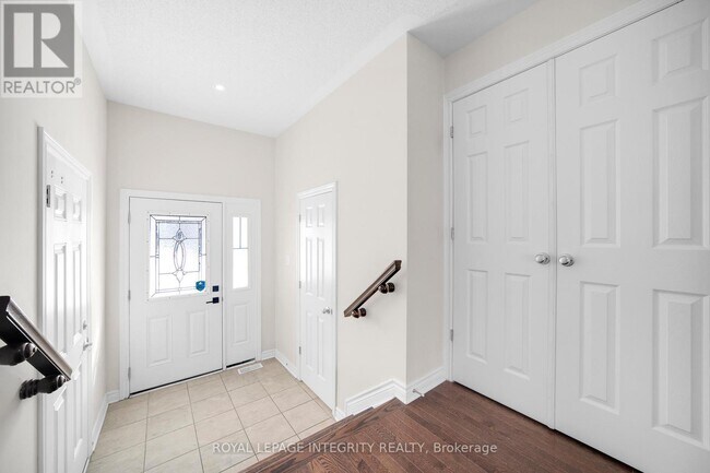 Photo du bâtiment - 109 Calvington Ave