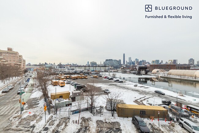 Foto del edificio - 482 Kent Ave