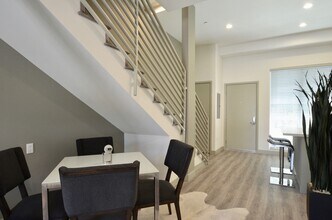 Interior Photo - Lido Apartments - 4025 Grandview
