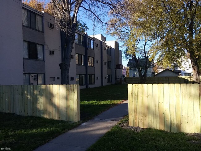 Building Photo - 30 Resolute Cir