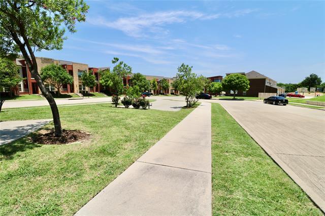 Building Photo - 1524 Sphinx St