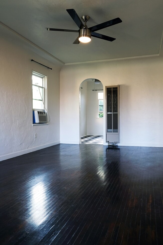 Building Photo - 771 Freeman Ave