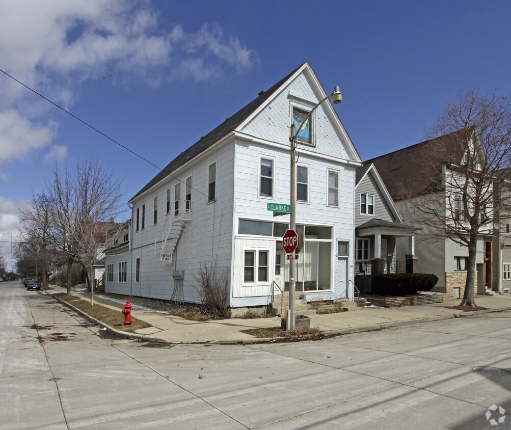 Primary Photo - 800 E Clarke St
