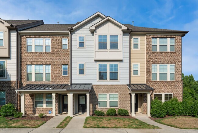 Available Early August! 4 Bedroom, 4 Bath ... - Available Early August! 4 Bedroom, 4 Bath ... House