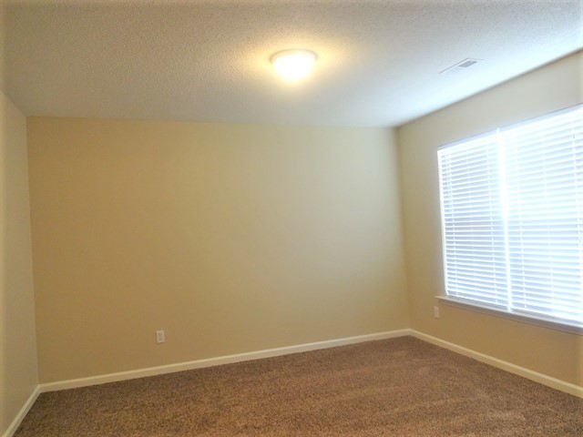 Building Photo - 218 Montauk Drive
