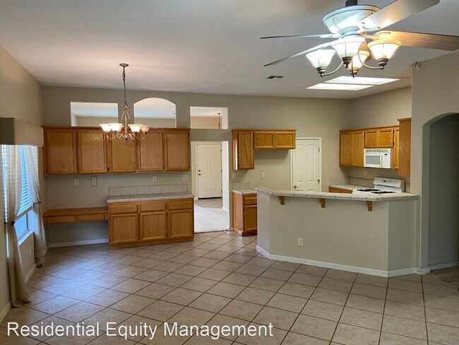 Building Photo - 3 br, 2 bath House - 4076 Monte Verde Drive