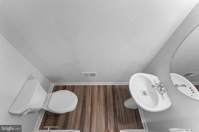 Foto del edificio - 153 Old Lincoln Hwy