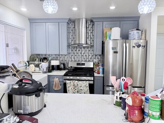 Foto del edificio - 12943 Homestead Pl