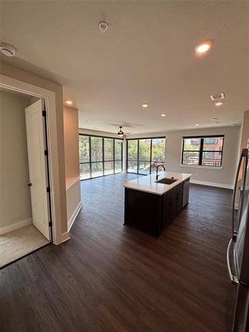 Foto del edificio - 3255 Carlisle St