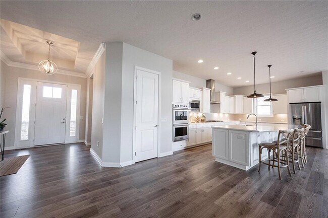 Building Photo - 12175 Silvara Ct