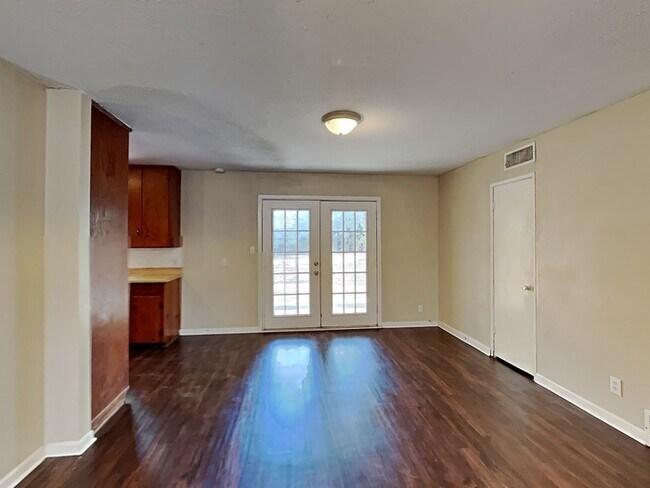Foto del edificio - 764 Oakwood Ave