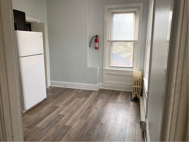 Foto del edificio - 1015 Dekalb Street