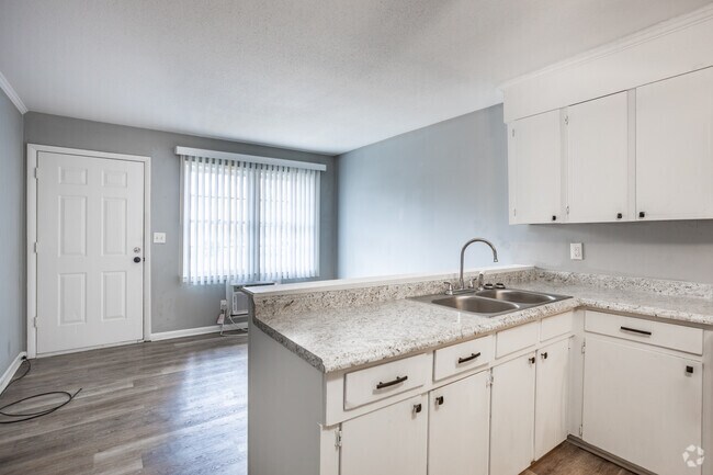 1HAB, 1BA - 450 ft² - Ashley Oaks