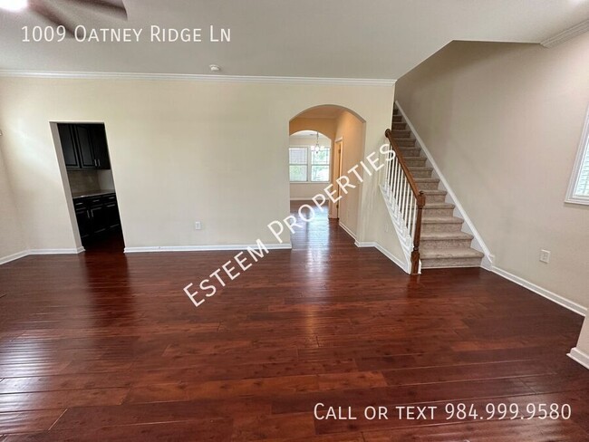 Foto del edificio - 1009 Oatney Ridge Ln