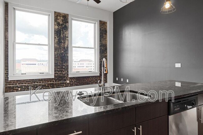 Foto del edificio - 936 Broad St
