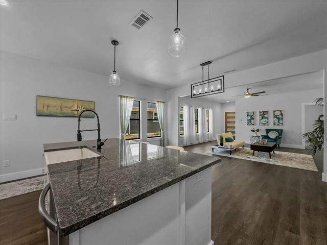 Foto del edificio - 3612 Broken Bow Dr
