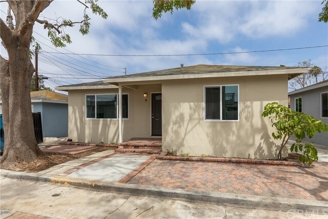 Building Photo - 2218 Placentia Ave