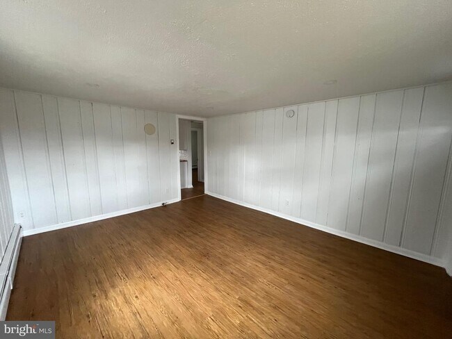 Building Photo - 2454 Conowingo Rd