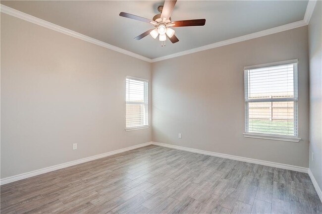 Foto del edificio - 381 County Rd 306