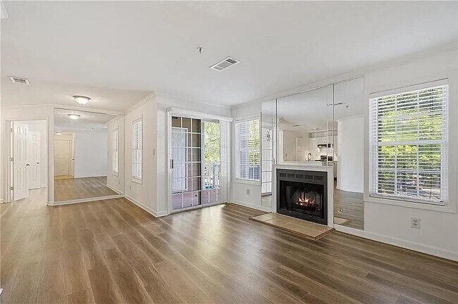 Foto del edificio - 2212 River Heights Ct SE