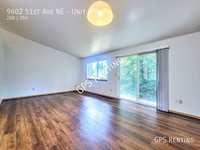 Building Photo - Marysville 2 bedroom 2 bath Duplex!