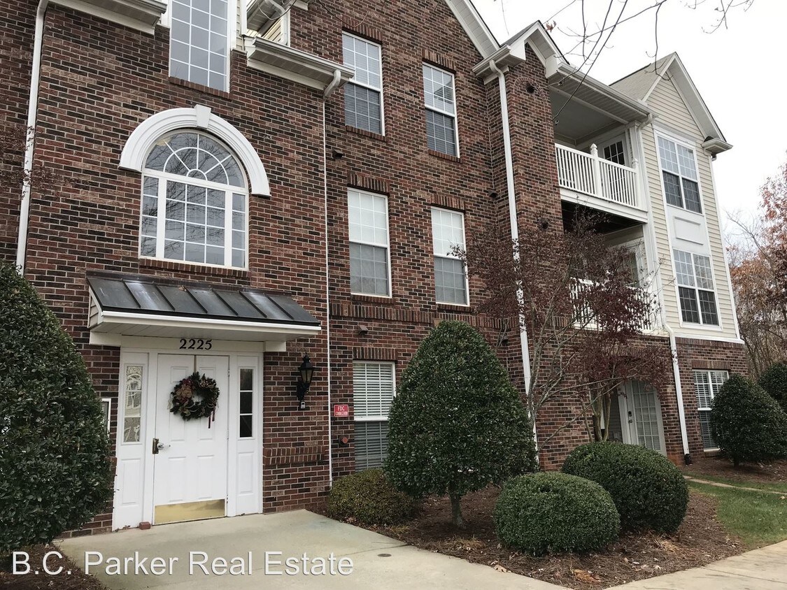2225 Delaney Dr Unit 113, Burlington, NC 27215 Condo for Rent in