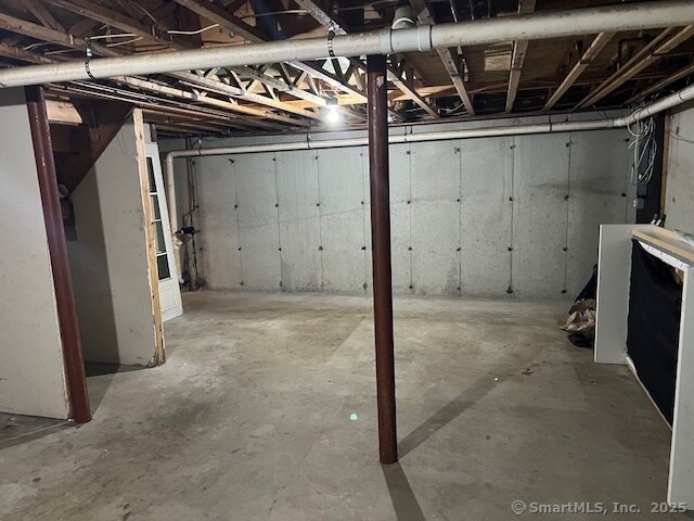 Building Photo - 135 Johnson Ct