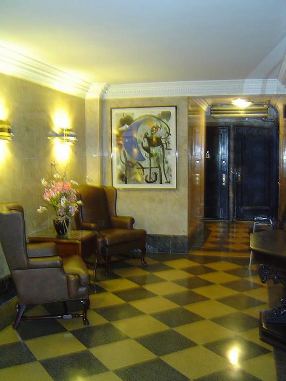 Foto del edificio - 147 W 79th St