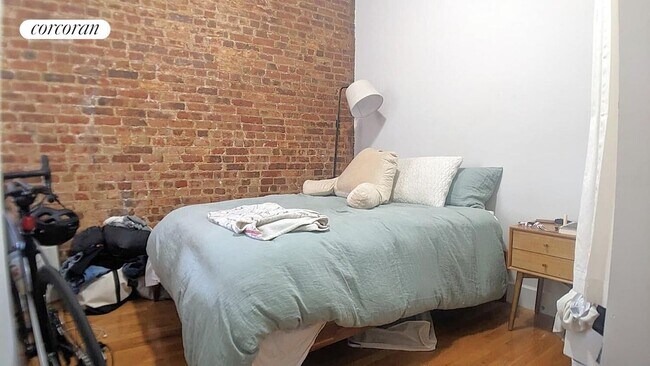 Foto del edificio - 564 St Marks Ave