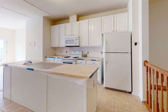 Foto del edificio - 6 br, 2 bath House - 2024 N 17TH ST