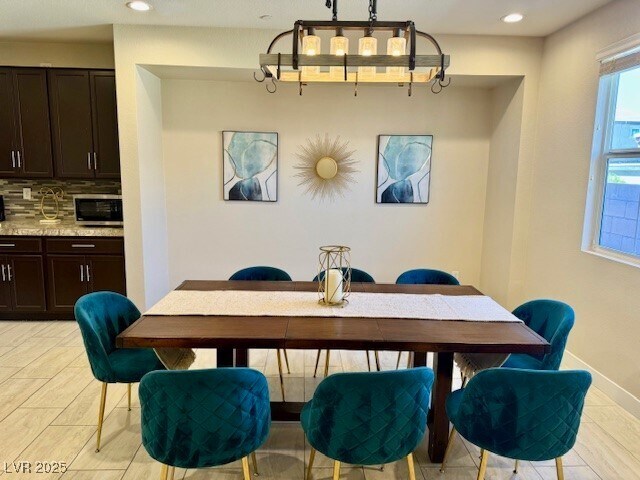 Foto del edificio - 2365 Florindo Walk