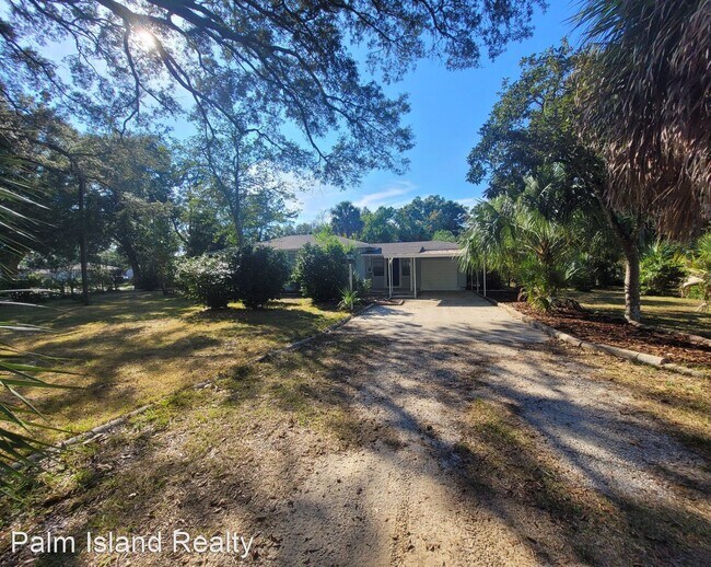 Building Photo - 3 br, 1 bath House - 600 Rue Max St