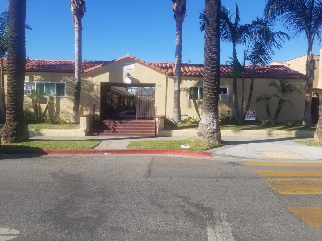831 Mariposa,Glendale Ca - 831 Mariposa St