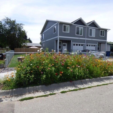 Primary Photo - 2213 S 9th St W