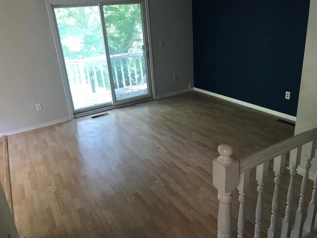 Foto del edificio - 15598 Garfield Cir