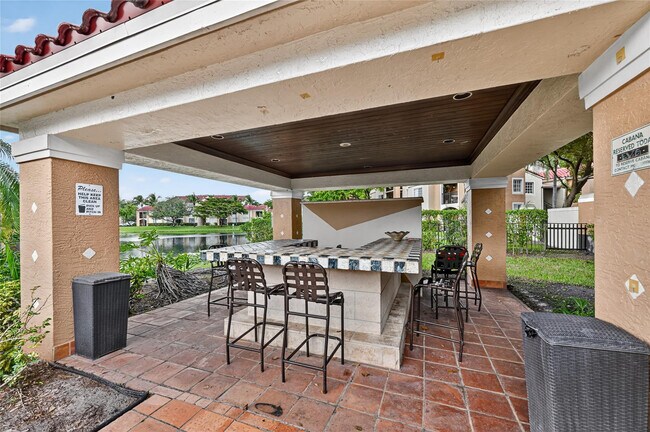 Foto del edificio - 2011 Renaissance Blvd