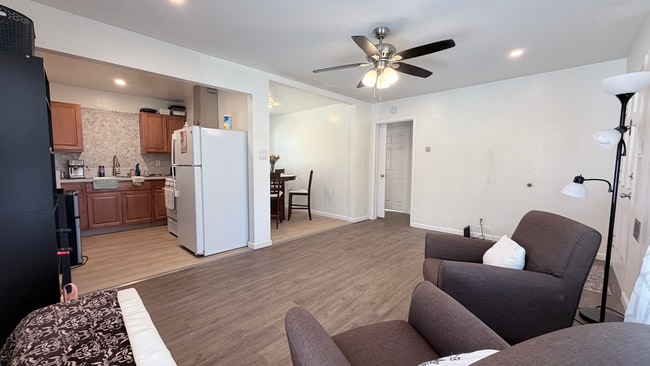 Building Photo - 4247 Cartagena Dr