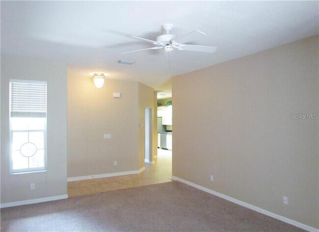 Foto del edificio - 4343 Lakeshore Dr