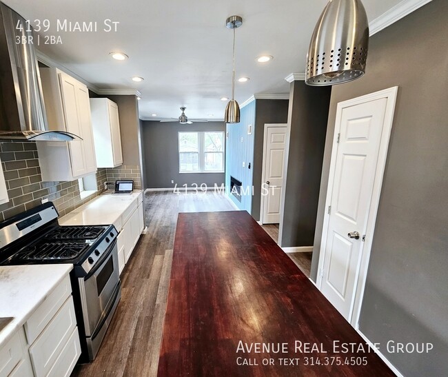 Building Photo - 3bd, 2bth Gem in Tower Grove South!