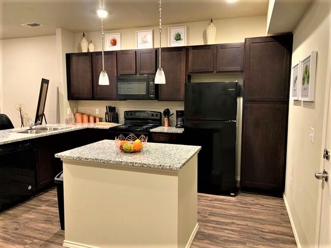 Calais at Elm Park Apartments - Lubbock, TX | Apartments.com