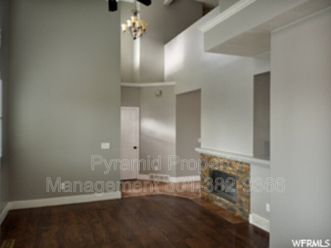 Foto del edificio - 5136 Pebblestone Cir