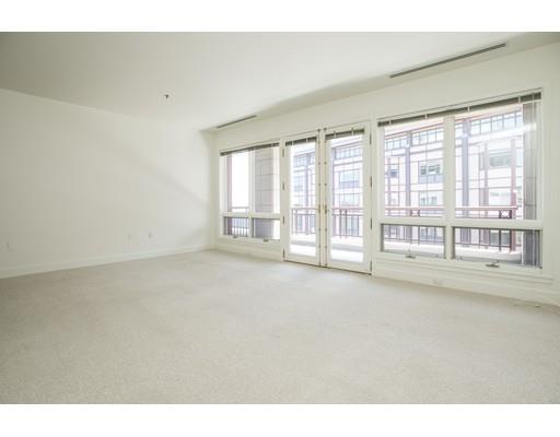 Building Photo - 50 Battery St